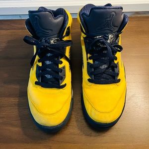 2019
Air Jordan 5 Retro SP 'Michigan
